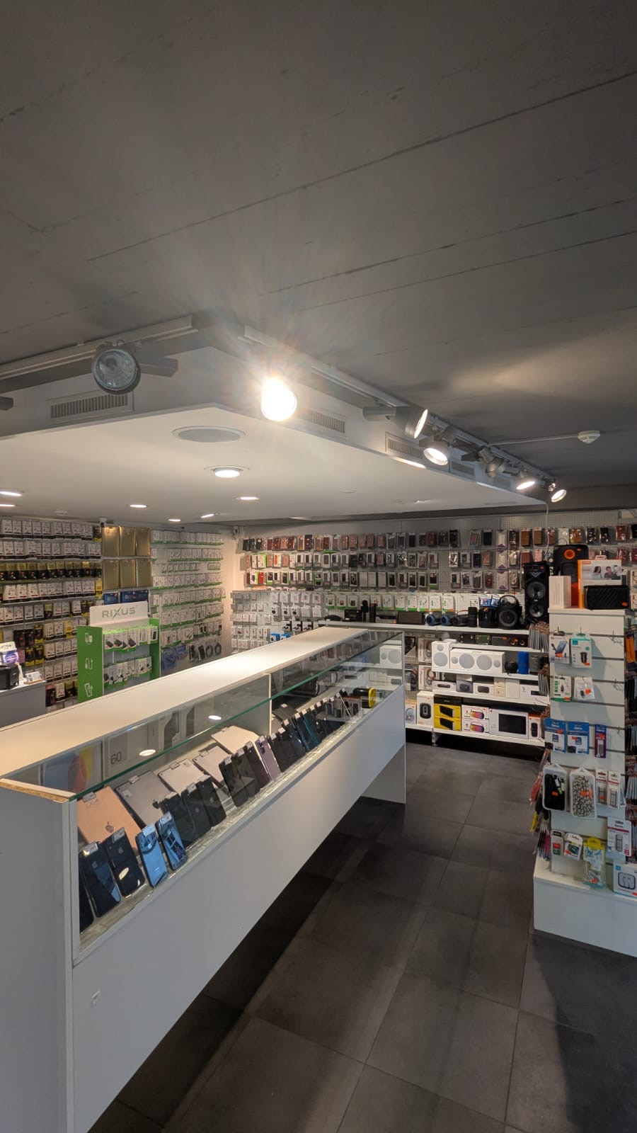 Phonezone Schaffhausen – Innenansicht 1